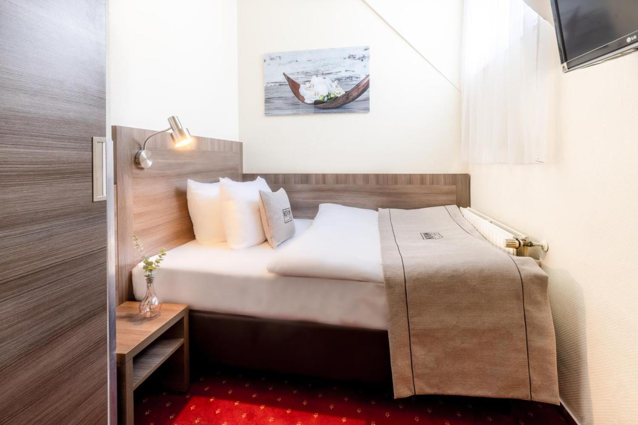 Hotel Leonet Cologne Exterior photo