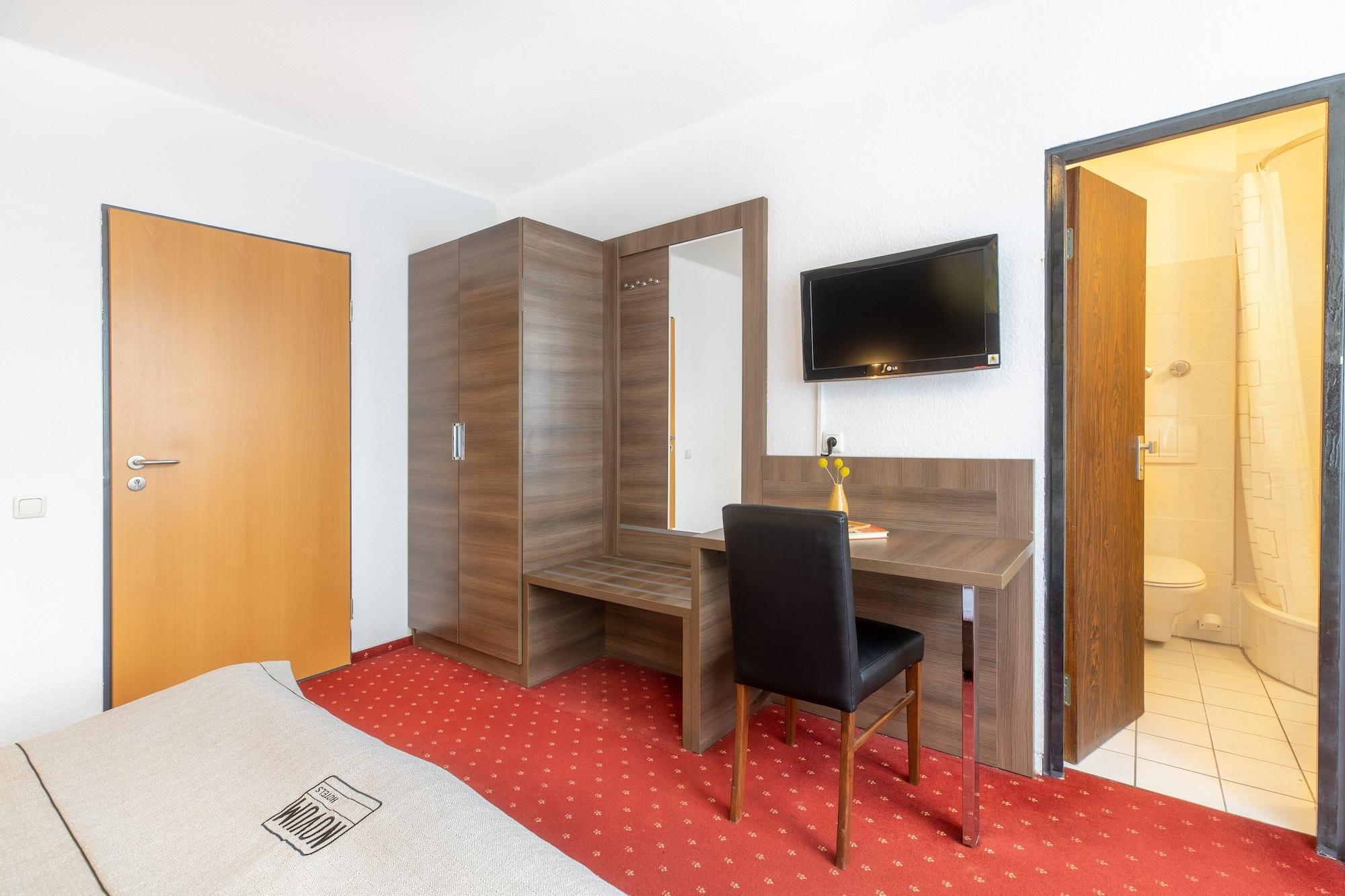 Hotel Leonet Cologne Exterior photo