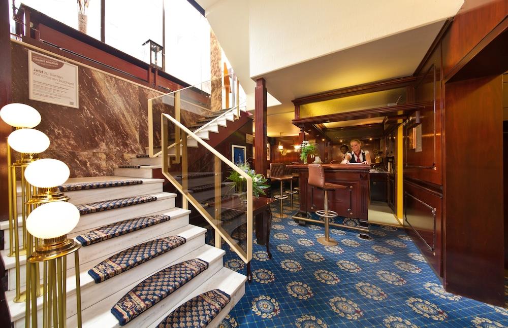 Hotel Leonet Cologne Exterior photo